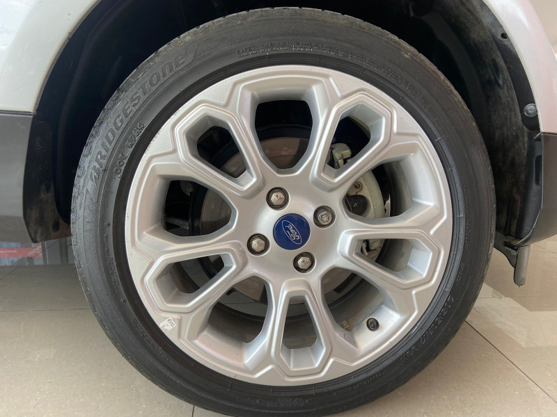 Ford EcoSport  5 pts. Titanium, 2.0l, 164 HP, TA, a/ac., piel, QC, f. niebla, RA-17 2021